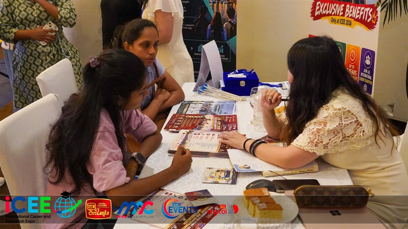Comparing programmes at the booths.